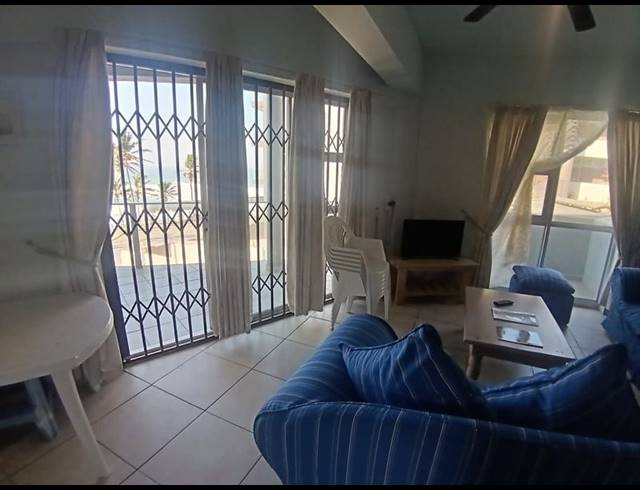 2 BEDROOM APARTMENT FOR SALE IN MARGATE BEACH
